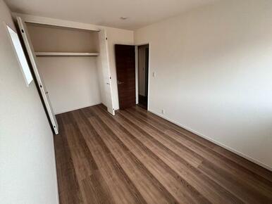 リビングと洋室の使い分けで生活にメリハリを（1号棟）