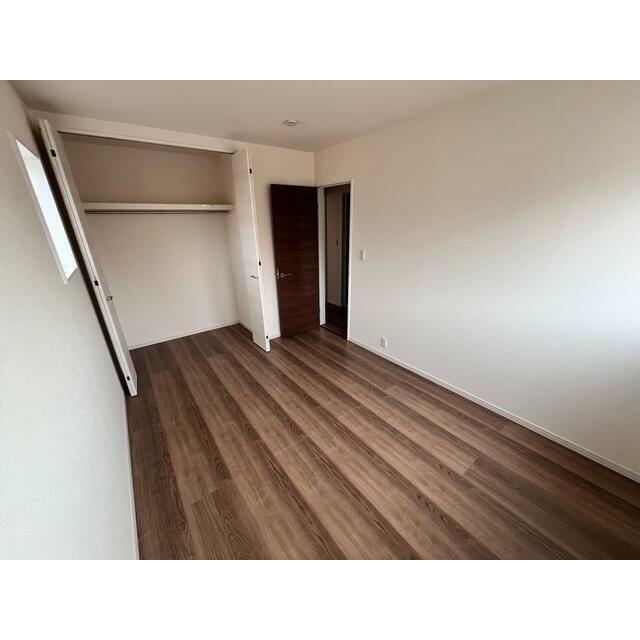 リビングと洋室の使い分けで生活にメリハリを（1号棟）