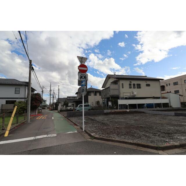 前面道路含む現地（造成後）