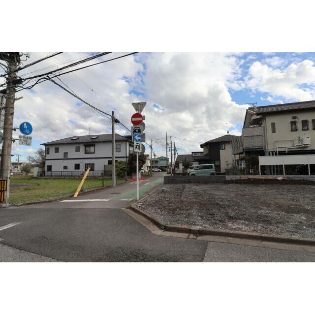 前面道路含む現地（造成後）