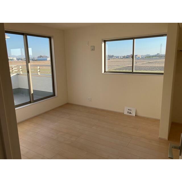 ベッドやイスでの生活で膝に難ありの方でも過ごしやすい（6号棟）