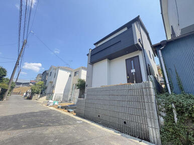 横浜線,小田急電鉄小田原線 町田駅までバス15分 薬師寺バス停まで徒歩7分