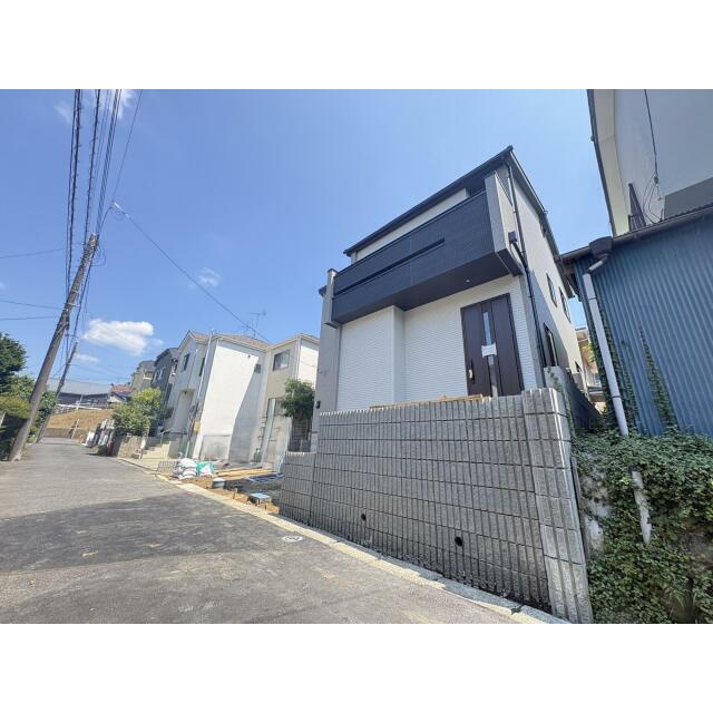 横浜線,小田急電鉄小田原線 町田駅までバス15分 薬師寺バス停まで徒歩7分