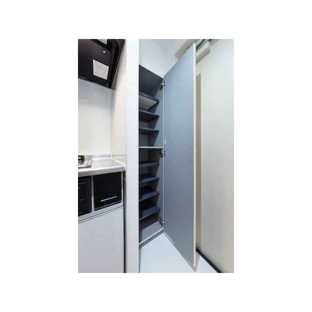 シューズボックス