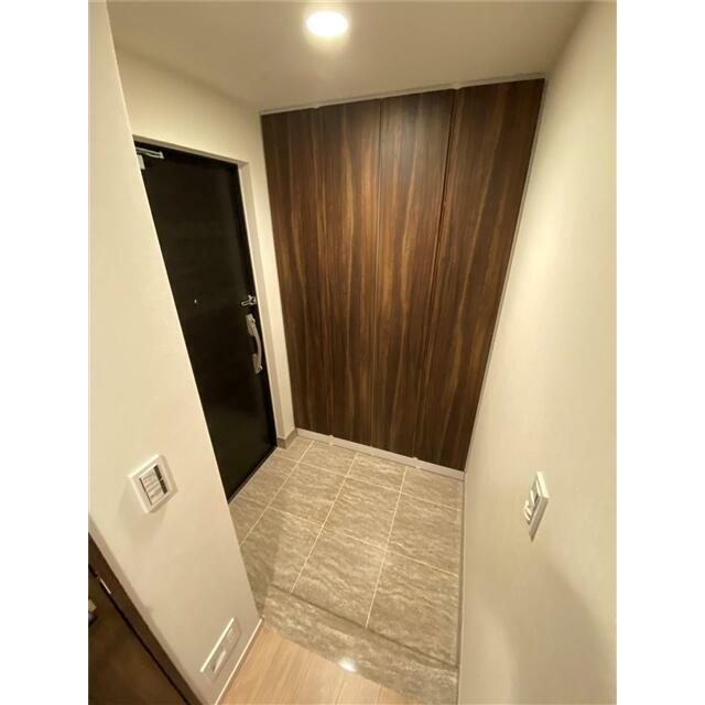 玄関（大容量シューズボックス）