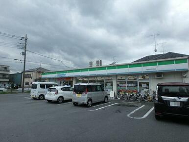 ファミリーマート