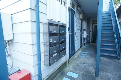 お部屋に直接投函されない集合ポストあります！