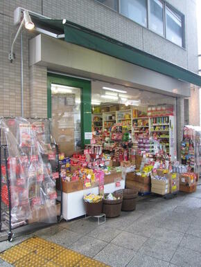 お菓子・海外商品のお店