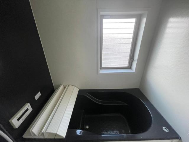 commercial 岩根字本郷