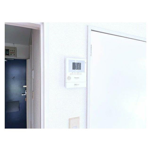 来訪者の確認のできるモニタ付インターホン