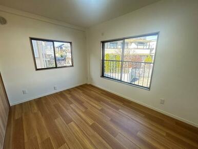 2階北側6帖洋室