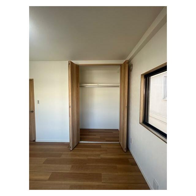 2階北側6帖洋室　収納