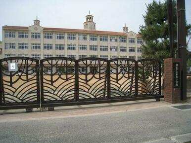 神戸市立本庄小学校