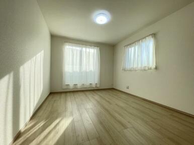 2階にはお部屋が3部屋！全部屋に収納が付いています＾＾