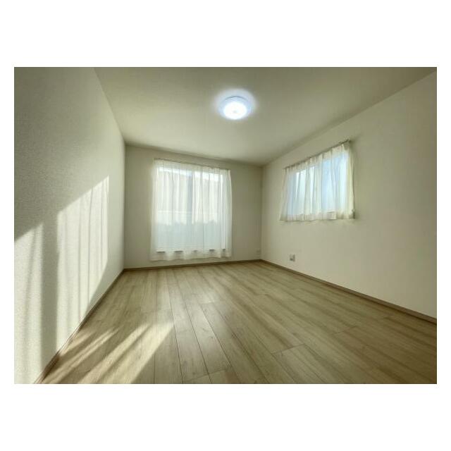 2階にはお部屋が3部屋！全部屋に収納が付いています＾＾