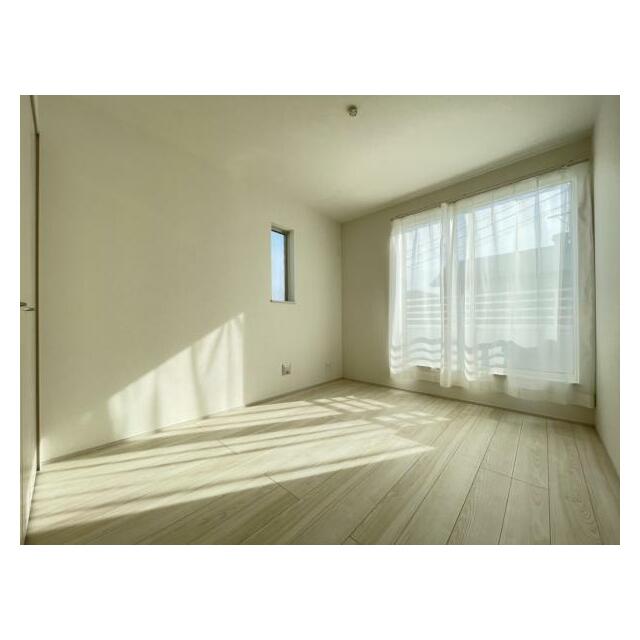 2階にはお部屋が3部屋！全部屋に収納が付いています＾＾