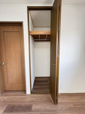 「西側洋室約5.2帖」