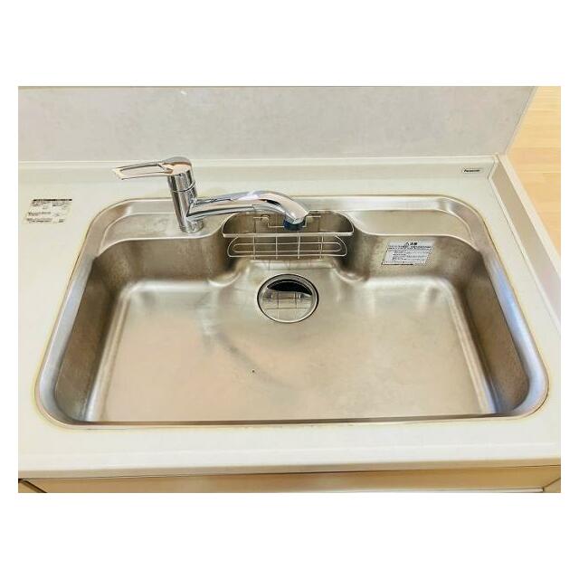 「キッチン」シンクはクリーニングを行っております。