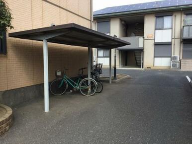 ☆屋根付きの駐輪場もございます!!