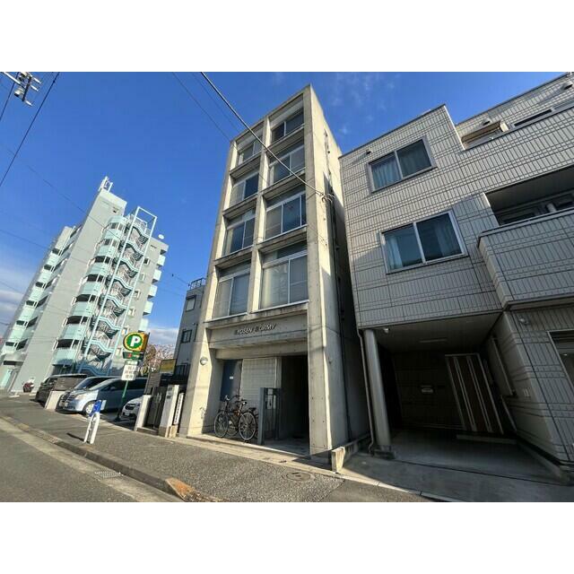 ★全室角部屋コンクリート打ち放しマンション★