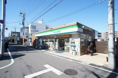 ファミリーマート仙川駅西店
