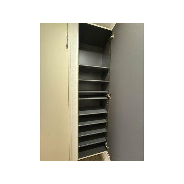 収納しやすいシューズボックス付きで整理整頓もラク