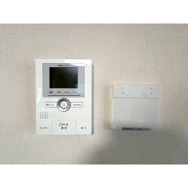 ＴＶモニターフォン付きで防犯面も安心です♪