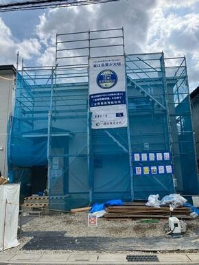 日を重ねるごとにこの佇まいに愛着が湧いてきそう（1号棟）