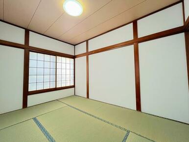 「2階和室」約6帖の空間です。クロス張替え済みです。