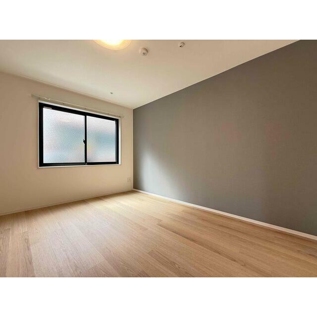 流行のアクセントクロスでおしゃれなお部屋を楽しみませんか？