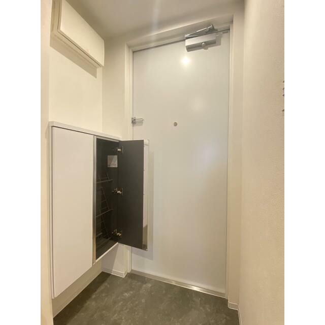 下駄箱がついているので、片付いた玄関をキープできます！