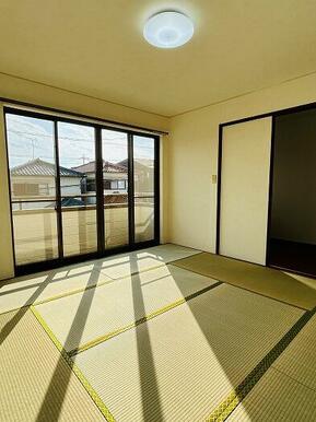 「2階和室」2階和室8帖の様子です。