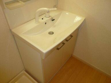 洗髪洗面化粧台