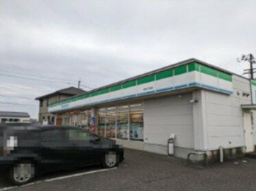 ファミリーマート 高知仁井田店