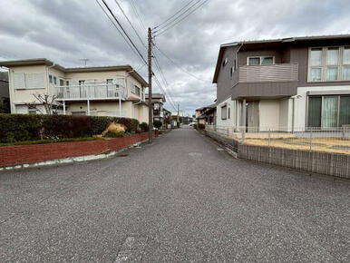 3.6 前面道路を含む現地写真