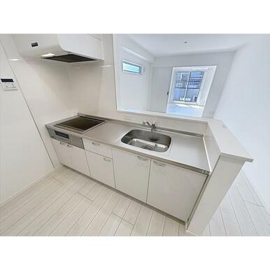 ＩＨ３口のカウンターキッチン