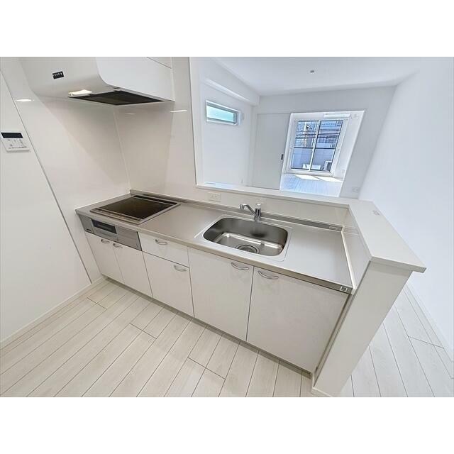 ＩＨ３口のカウンターキッチン