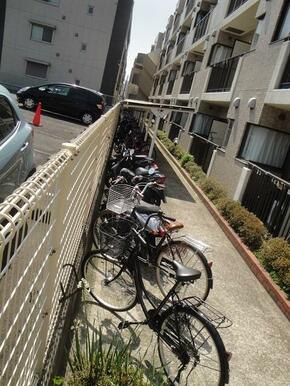 敷地内自転車置き場