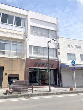 店舗側外観