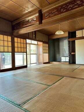 ゆったりとくつろげる和室です