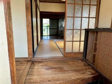 シンプルで使いやすい玄関です