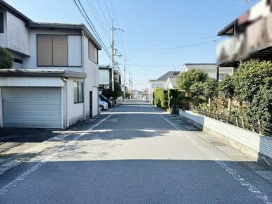 前面道路 北西向き