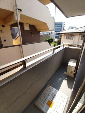 南向きのバルコニーです♪