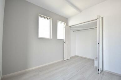 ３Ｆ洋室６．８帖のクローゼット