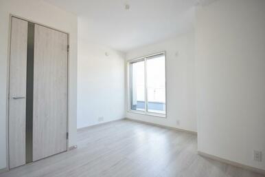 ３Ｆ洋室６．８帖