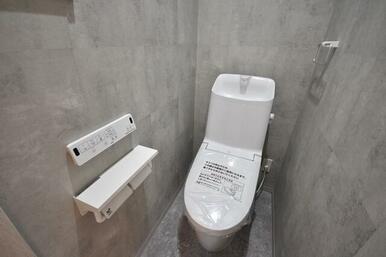 ２Fトイレ（温水洗浄便座付き） トイレ２ヶ所ございます♪