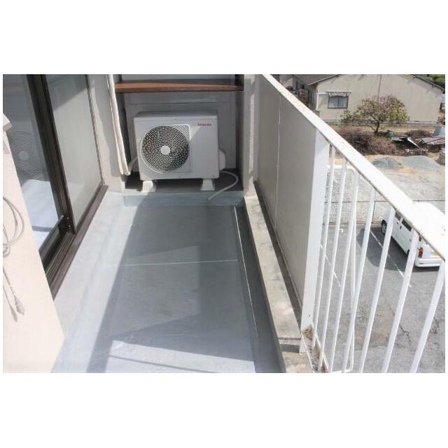 通風の良いバルコニーです。
