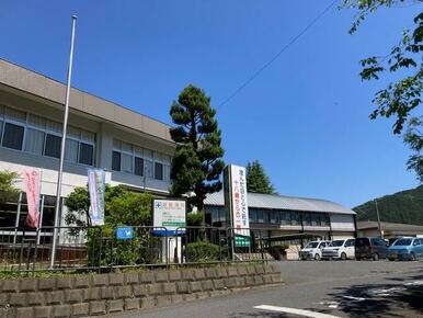 青梅市梅郷図書館