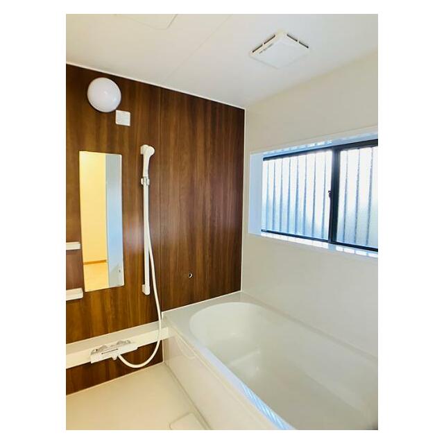 「浴室」新品交換済みです。