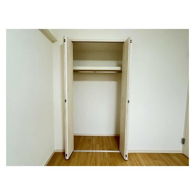 洋室クローゼット